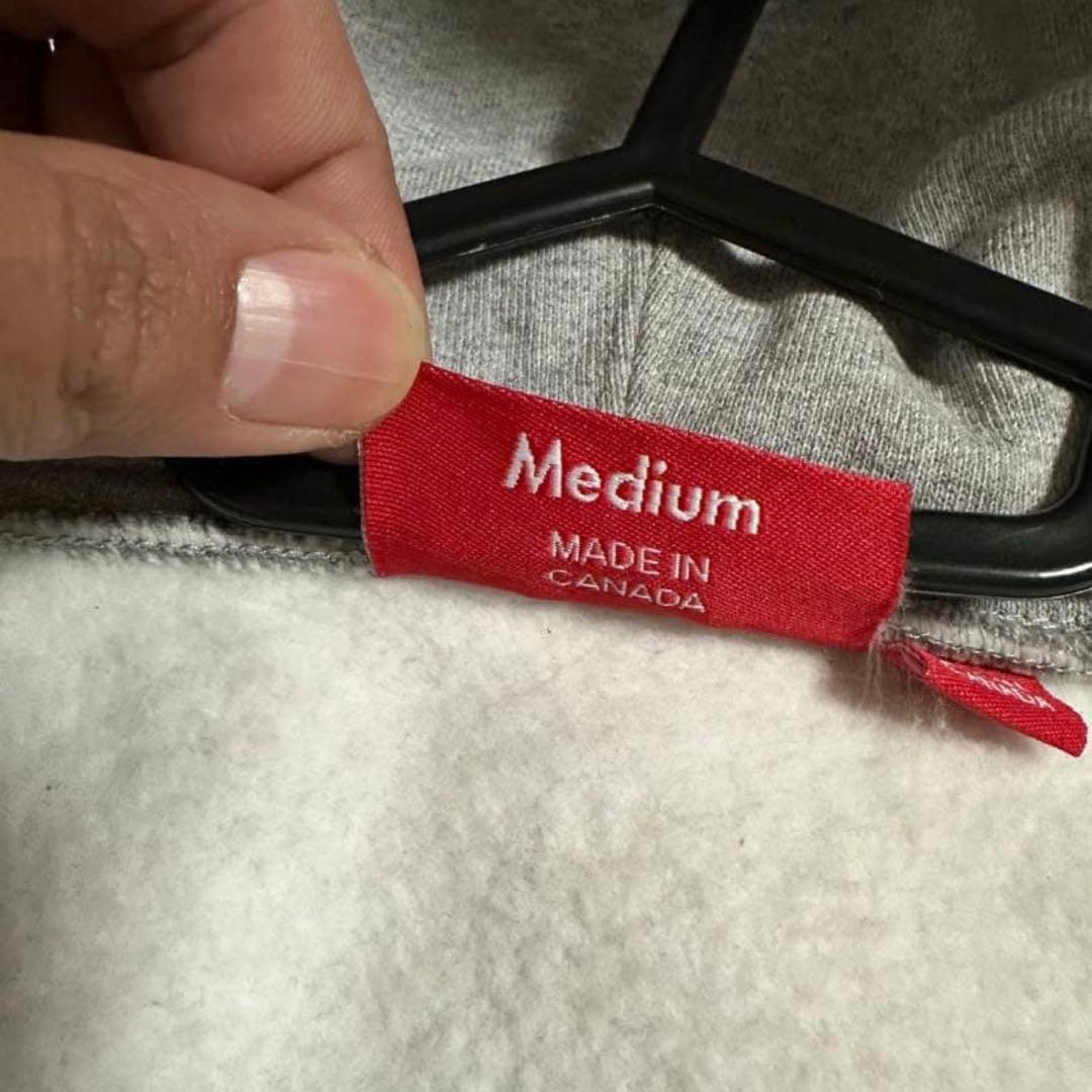 【Mサイズ】シュプリームsupremeスモールボックスロゴ　ジップパーカー