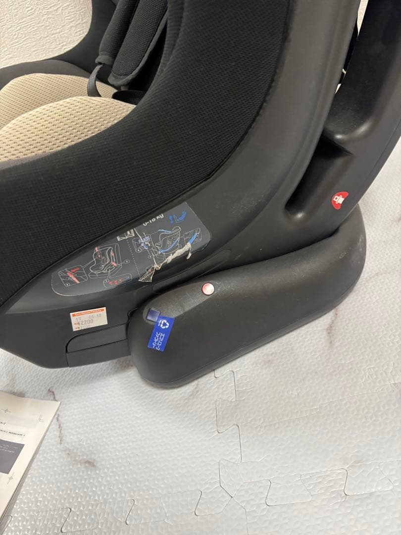 美品　joie チルト　チャイルドシート　ブラックグレー　ジュニアシート