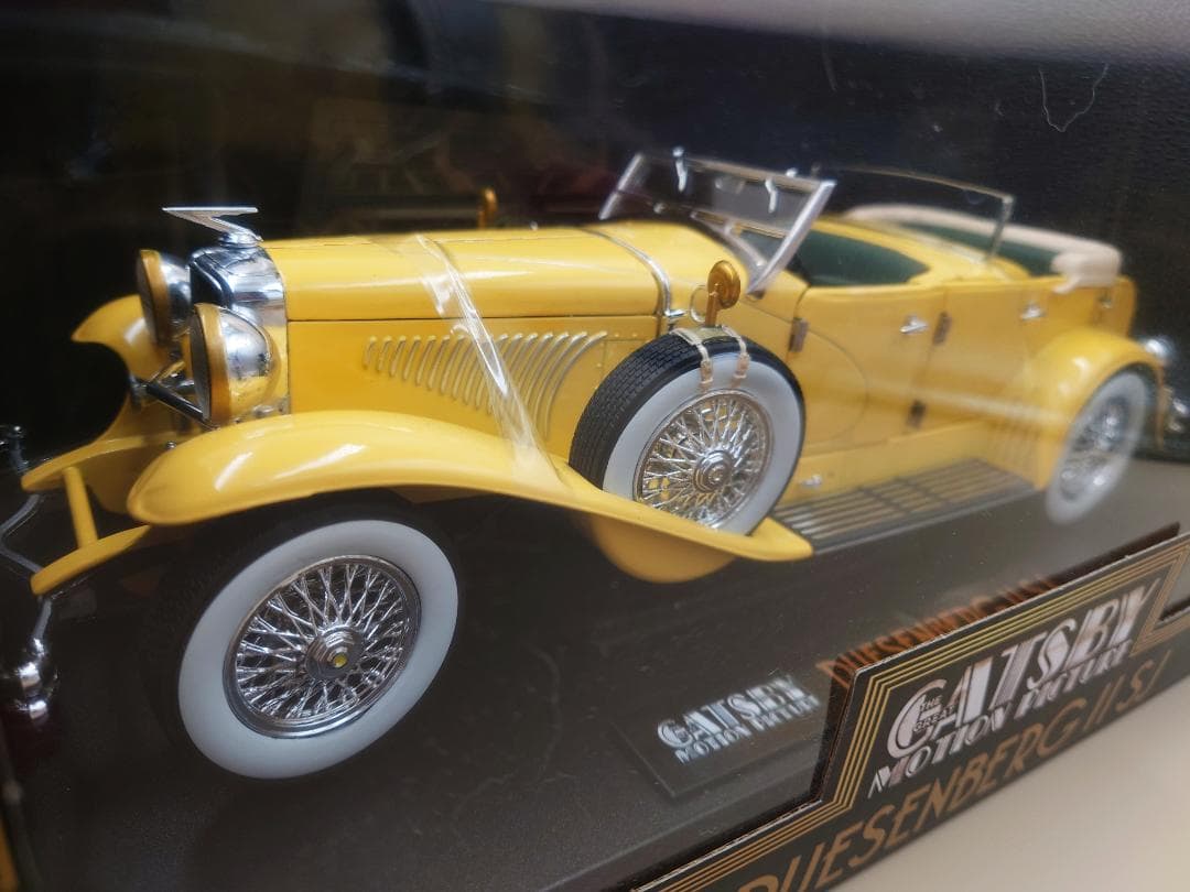 1/18 デューセンバーグ2 イエロー ディカプリオ仕様 ダイキャスト製ミニカー
