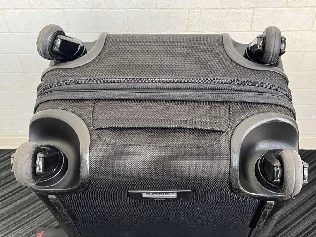 ■正規品■トゥミ ALPHA2 22060D2 キャリーケース TSA 黒