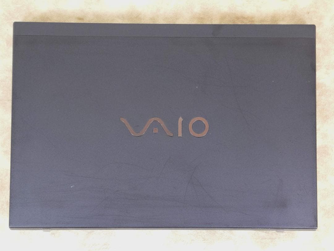 VAIO S13 第8世代Core i7、16GB、512GB