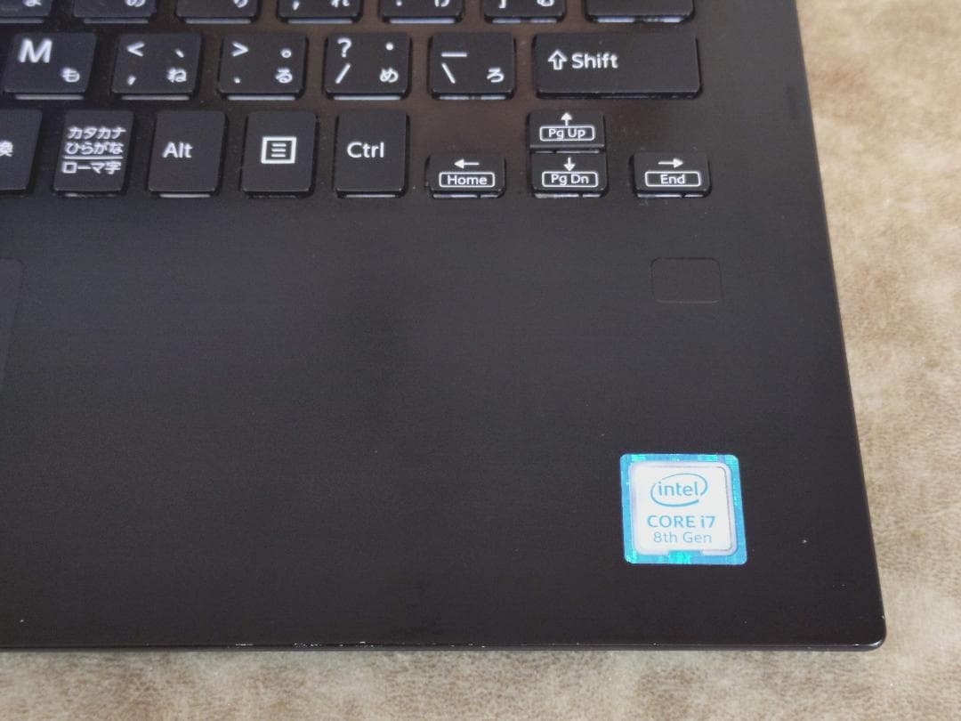 VAIO S13 第8世代Core i7、16GB、512GB