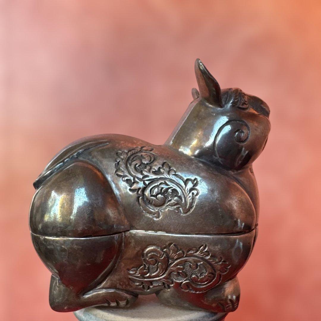 金属製動物型小物入れ