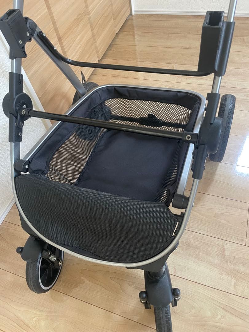 値下げしました‼️折りたたみ式ペットカート グレー送料込みで安心