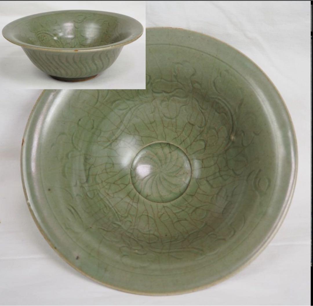 送料無料　時代物　刻花青磁鉢　径18.5ｃｍ　検/中国古玩骨董明代清代乾隆雍正