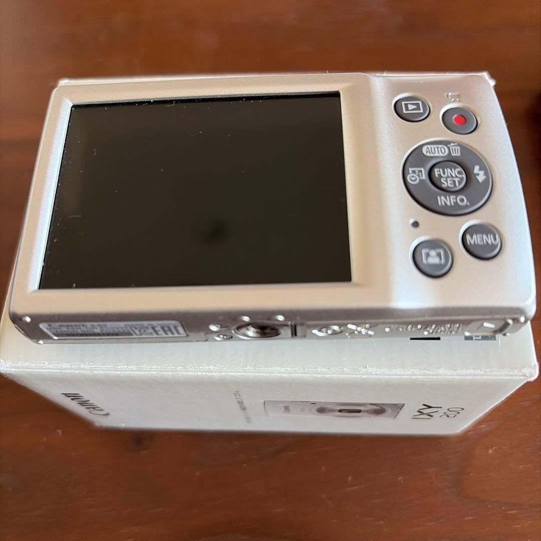 Canon IXY 200 デジタルカメラ