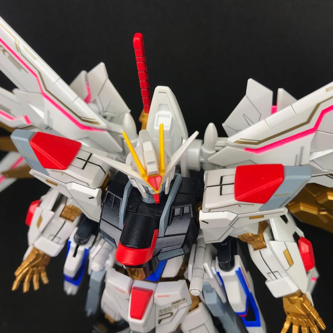 HG 1/144 マイティーストライクフリーダムガンダム 完成品 塗装品