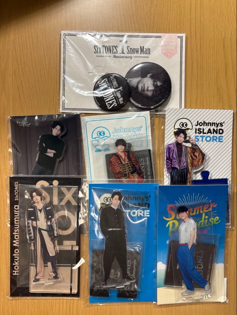 SixTONES松村北斗アクリルスタンド6種、缶バッチ1種