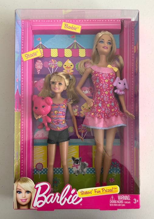 新品。アメリカで購入、バービー人形。姉妹で遊園地2012年。かわいい綺麗❤️