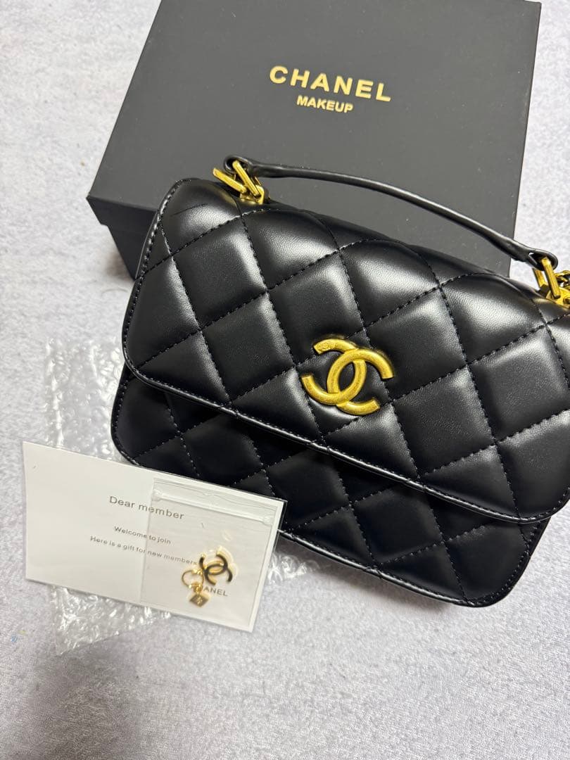 CHANEL ショルダーバッグ アジャスター チェーン ノベルティ