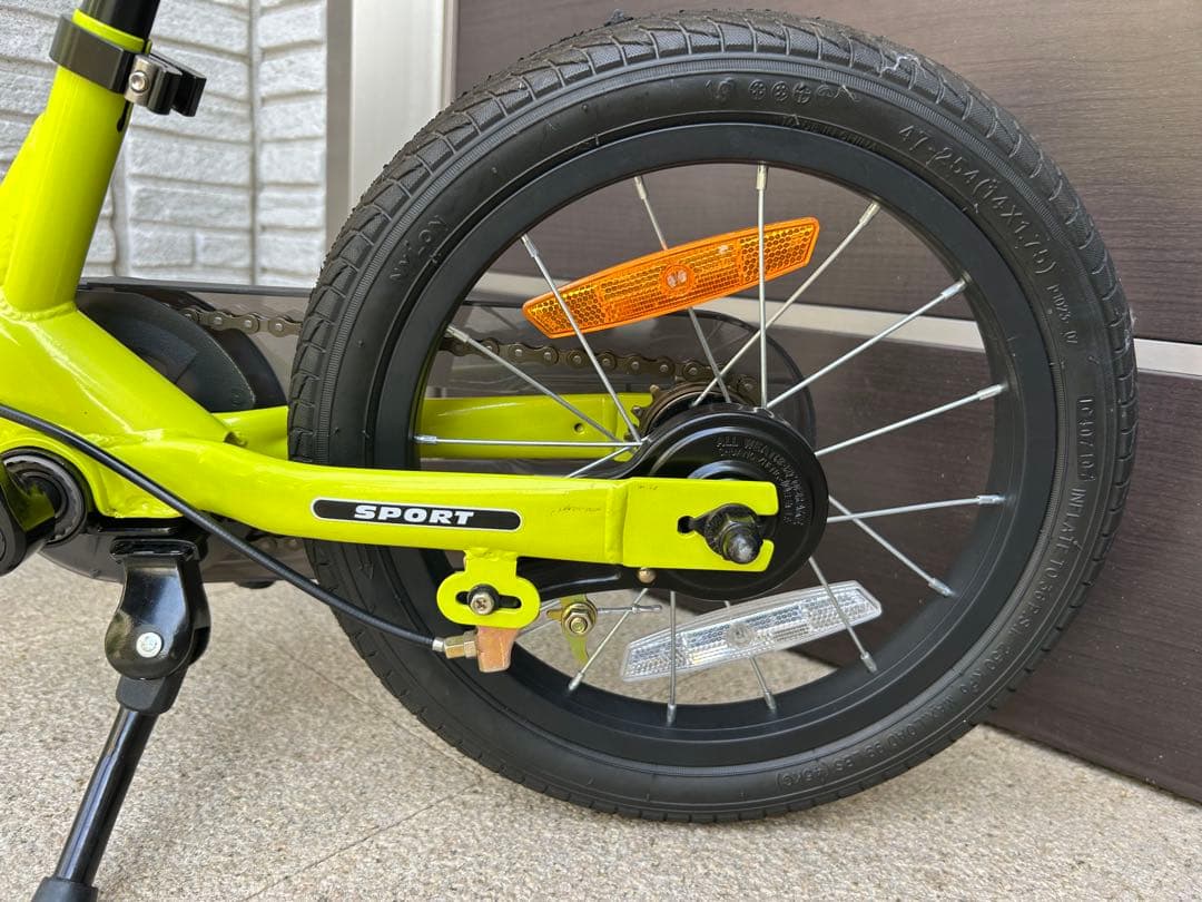 ストライダー14インチ ライムグリーン