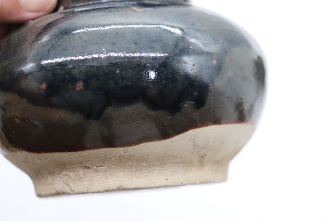 中国　明時代　黒釉壺　アンティーク　送料込み250901