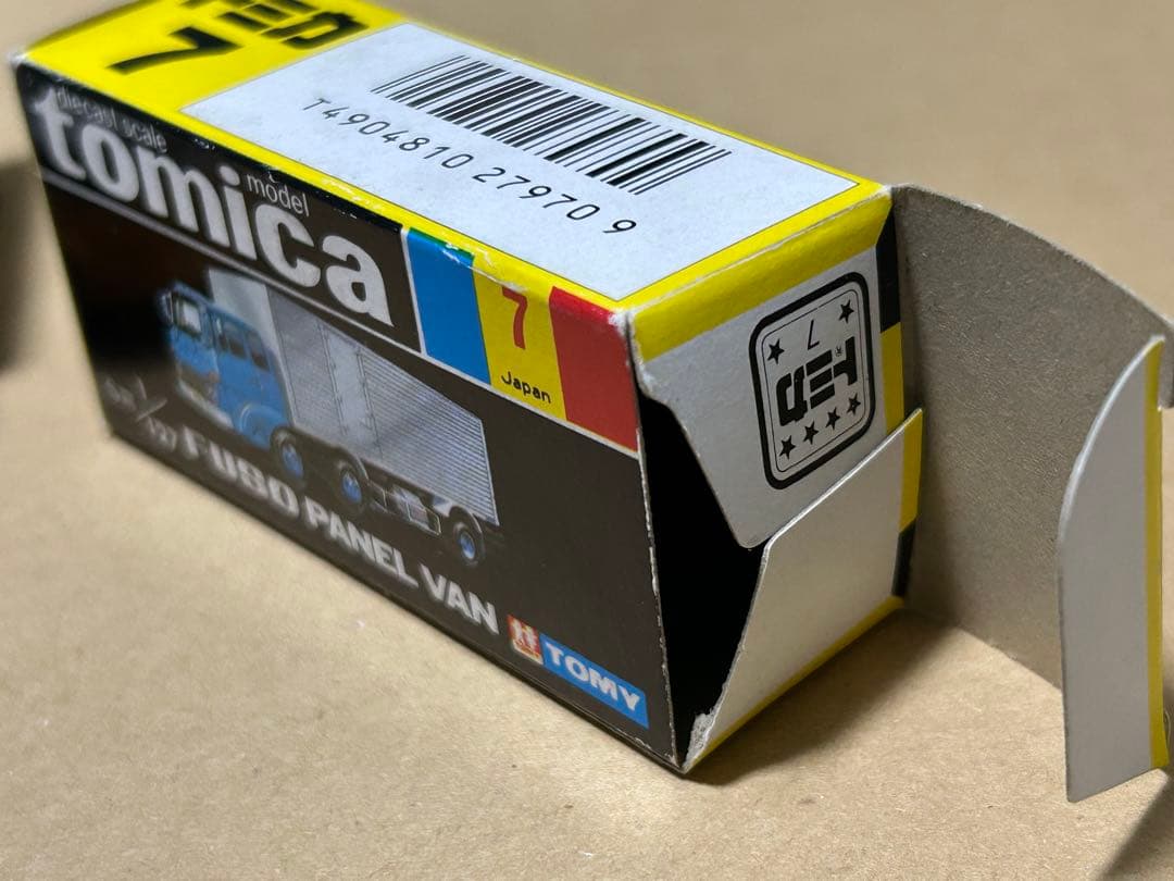 日本製 トミカ ふそう パネルバン 第一貨物