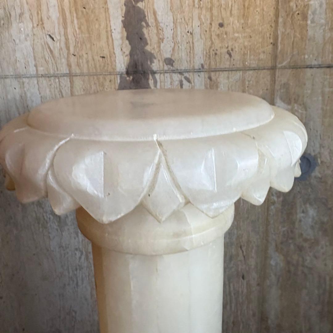 大理石　花台　コラムポール　ペデスタル　ホワイトマーブル