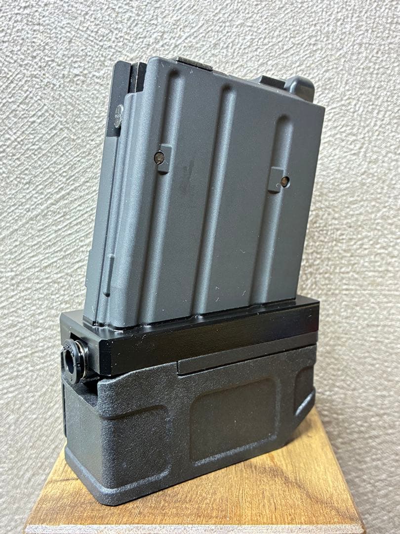 R7-44 東京マルイ GBB M4 マガジンアダプター 外部ソース仕様