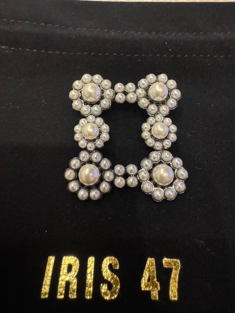 IRIS47 イリスフォーセブンブローチ