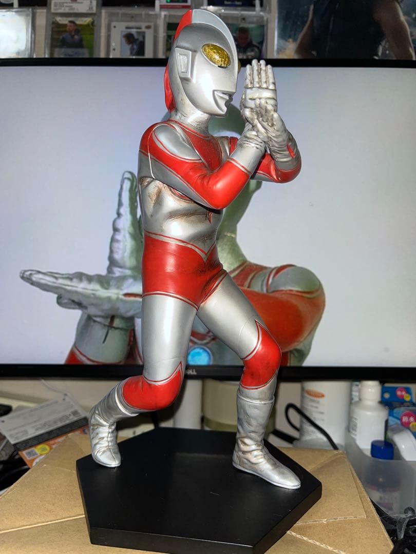 ウルトラマンジャック フィギュア ウルトラマンCCP 大怪獣シリーズ xplus