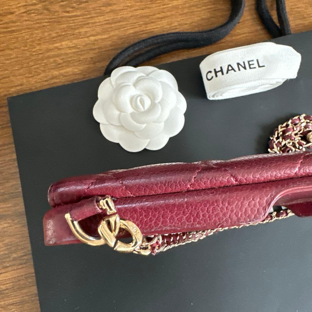 激レア　赤　CHANEL iphoneケース キャビアスキン 13pro