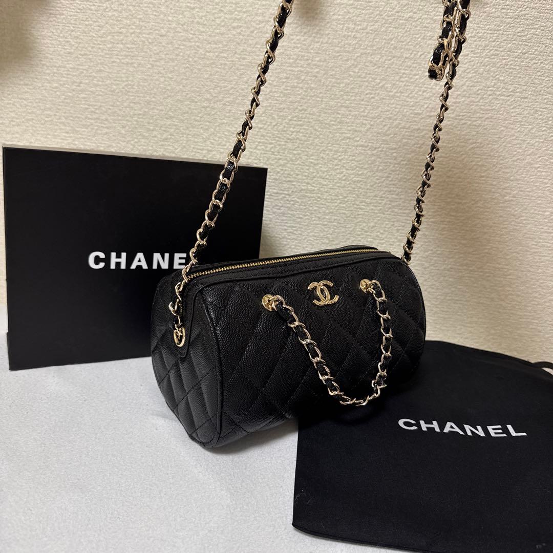 CHANEL 新品　ノベルティ　ショルダーバッグ　シルバーチェーン　ブラック