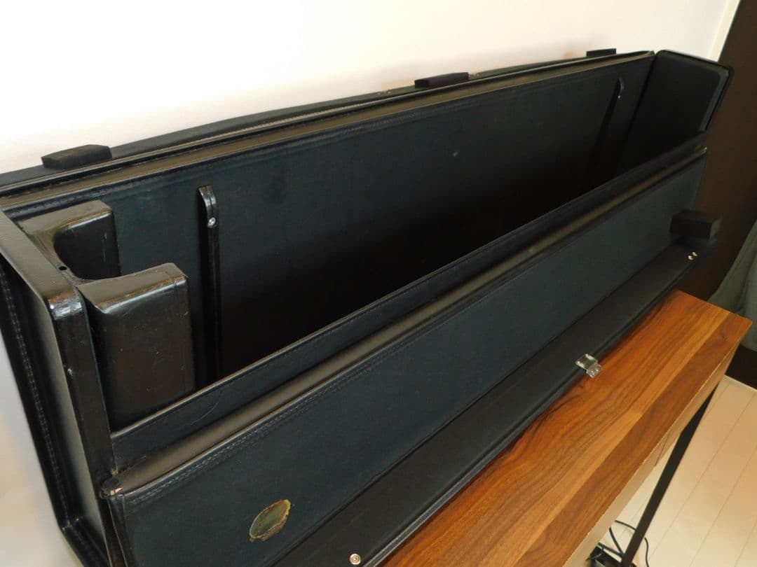 Roland ローランドD-20 シンセサイザー ハードケース付