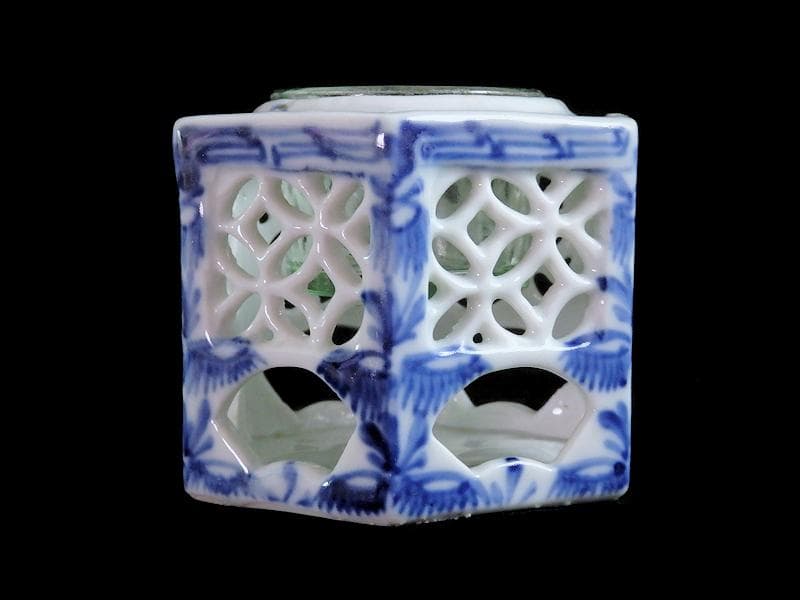 古伊万里　七宝紋透かし　六角大振盃台　ウランガラス付き　E473AS-fblk