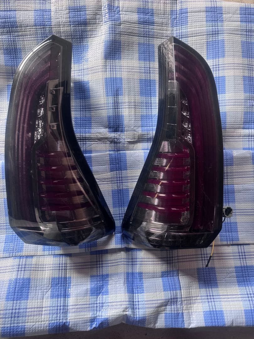 c27 セレナスモーク テールランプ 2個セット