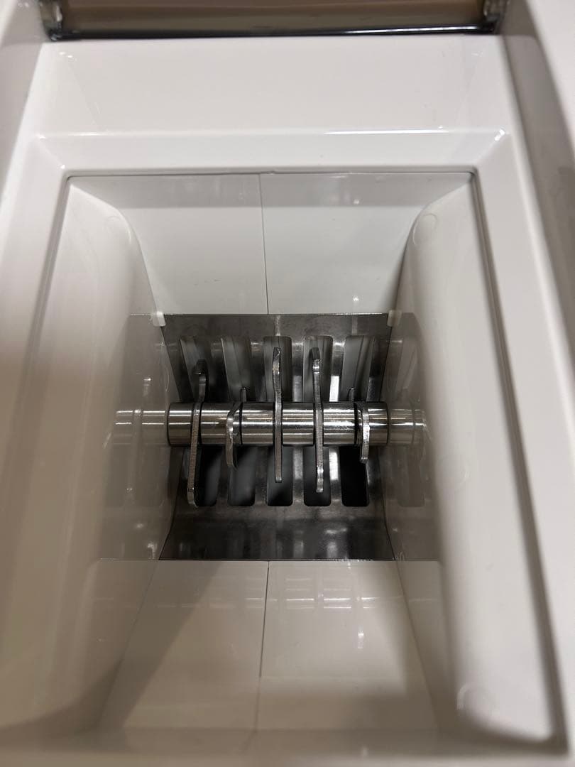 池永鉄工 アイスクラッシャー 砕氷機 電動 小型 アイスワンクラッシュ C-01