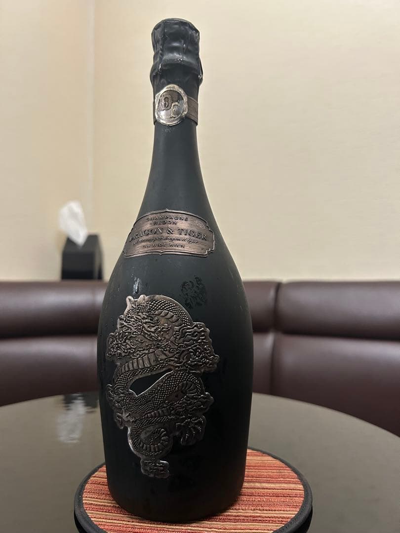 【新品・未開栓】DRAGON & TIGER BLACK Brut Nature