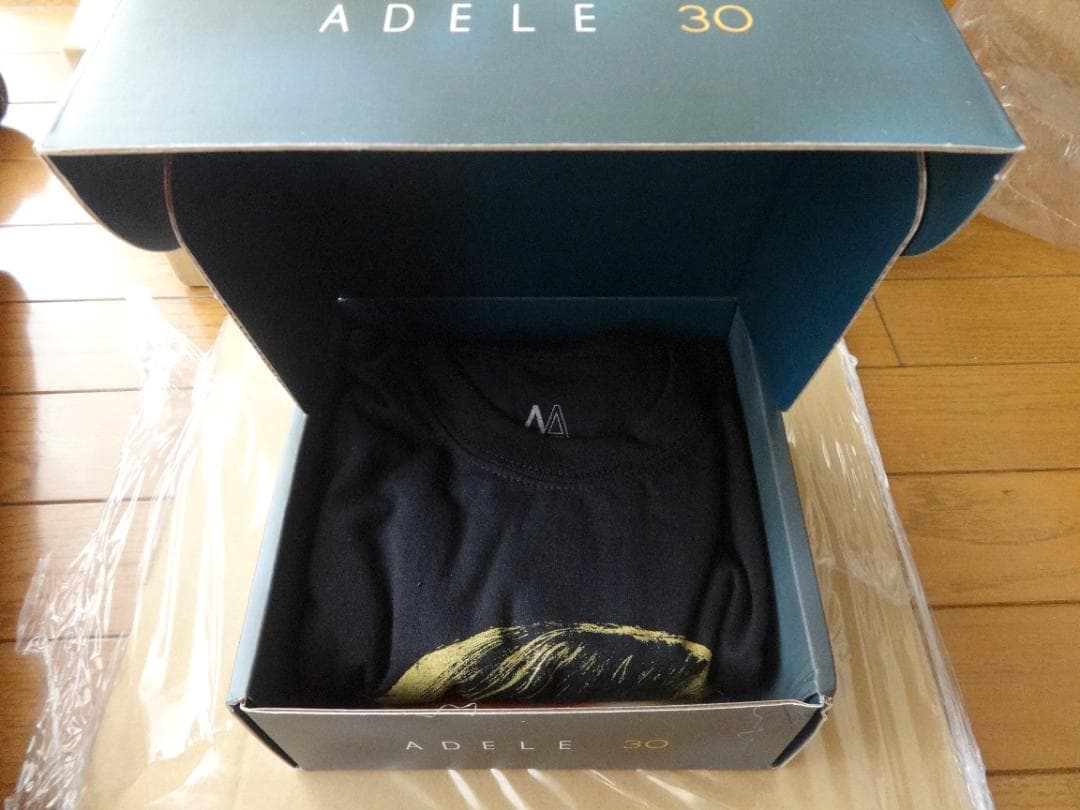 ADELE 30 CD BOX SET（S）T-SHRIT