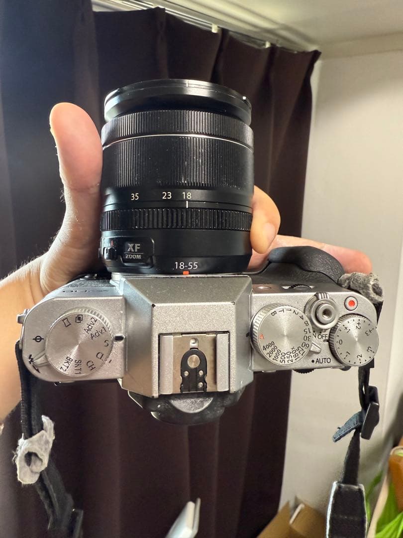 Fujifilm X-T10 本体 + Fujinon 18-55mmレンズ