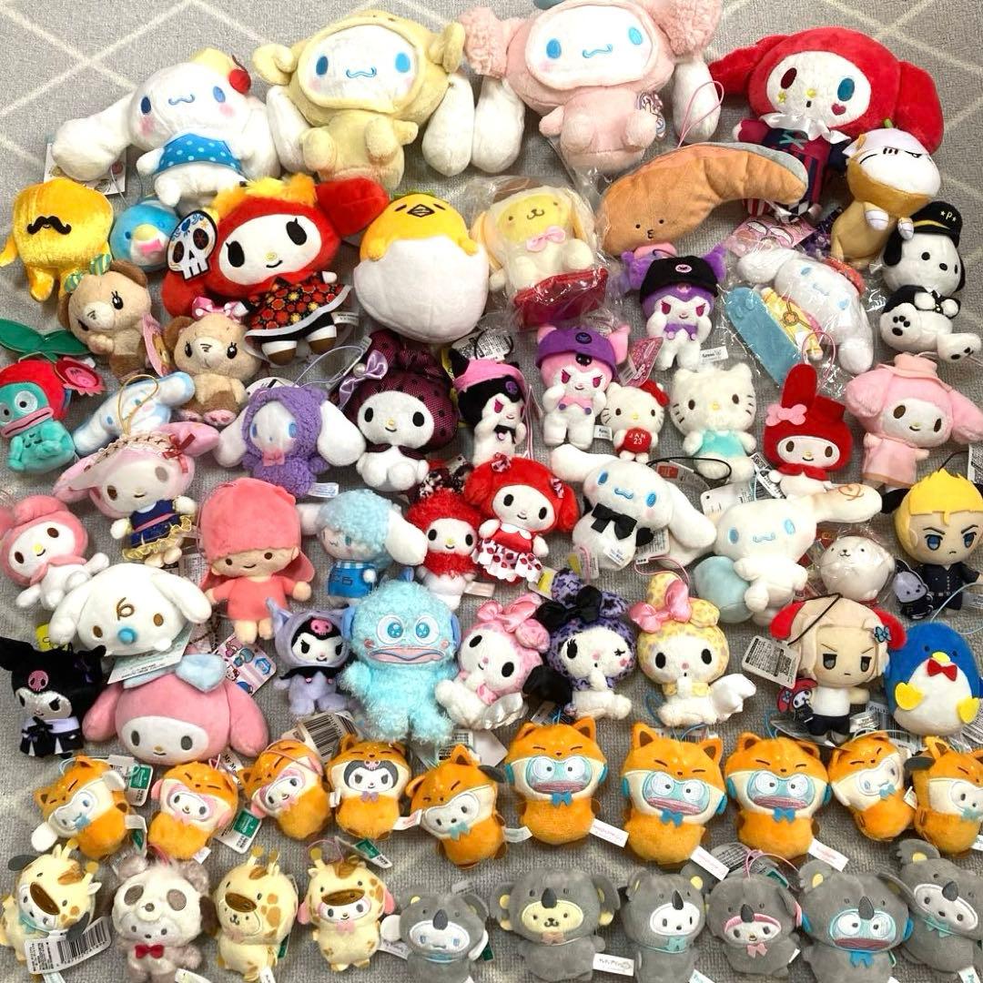 サンリオ　ぬいぐるみ　マスコット　新品未使用　タグ付　ハローキティ　まとめ売り