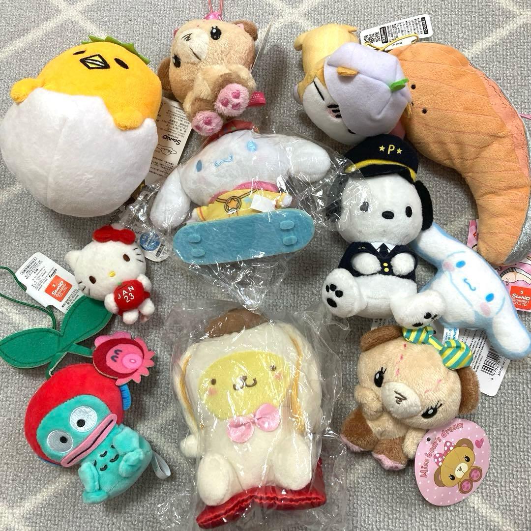 サンリオ　ぬいぐるみ　マスコット　新品未使用　タグ付　ハローキティ　まとめ売り