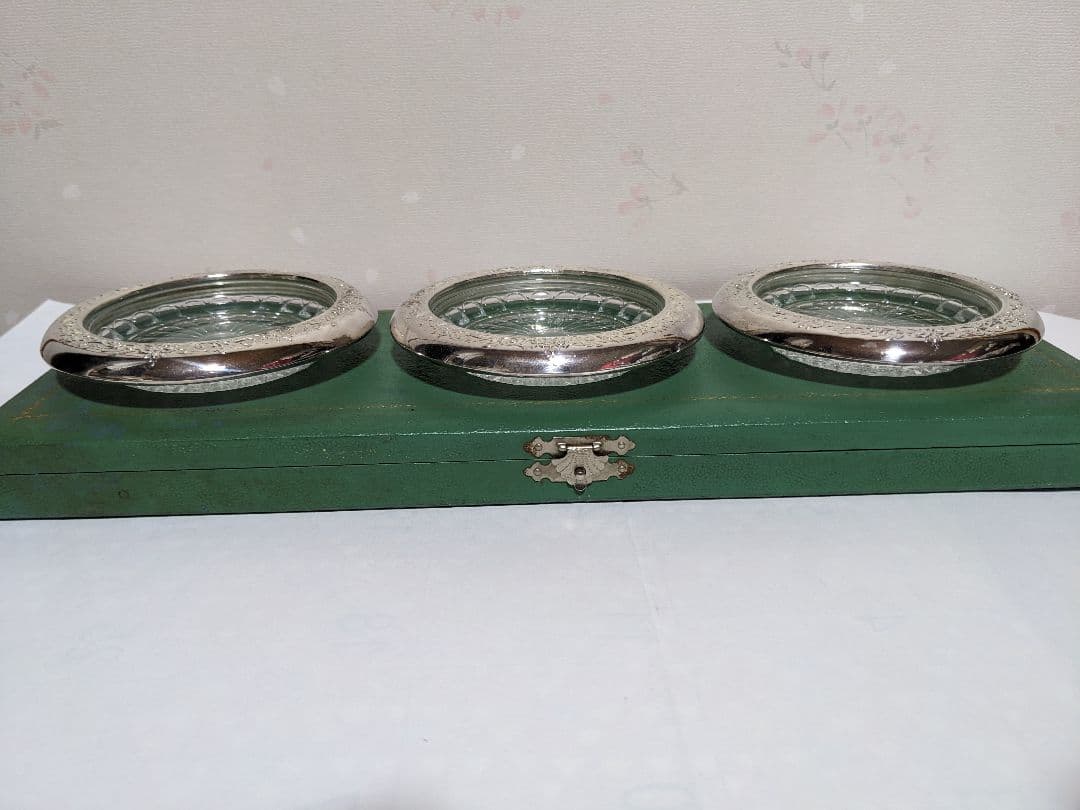 ♦純銀製コースター 田中貴金属直営店 銀座山崎 共箱 栞入 資産形成