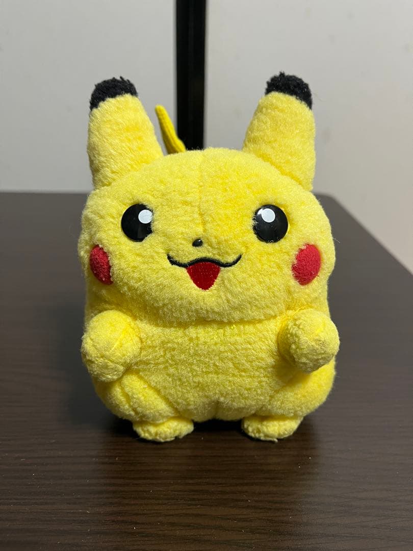 【希少】ポケモン　ピカチュウ　初期　初代　タカラトミー　ぬいぐるみ