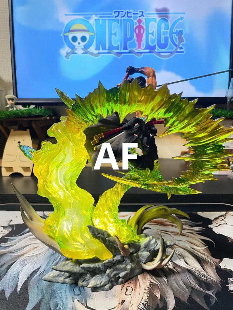 30cm ワンピース ロロノア・ゾロ フィギュア　ガレージキット