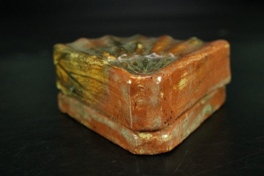 茶道具 赤楽 扇面 香合 在印(K-YC376)