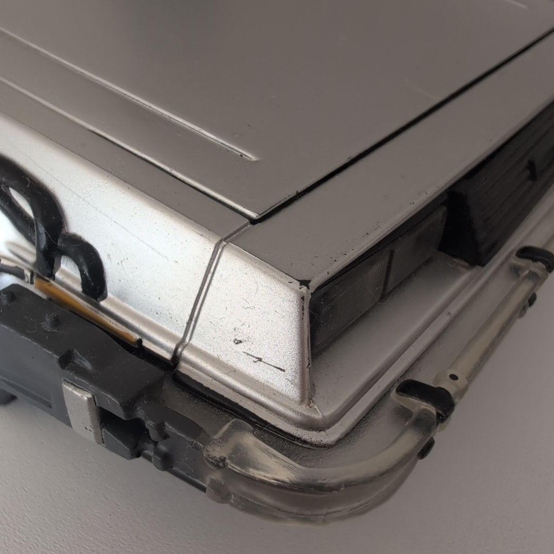 デロリアン バック・トゥ・ザ・フューチャー 1/18