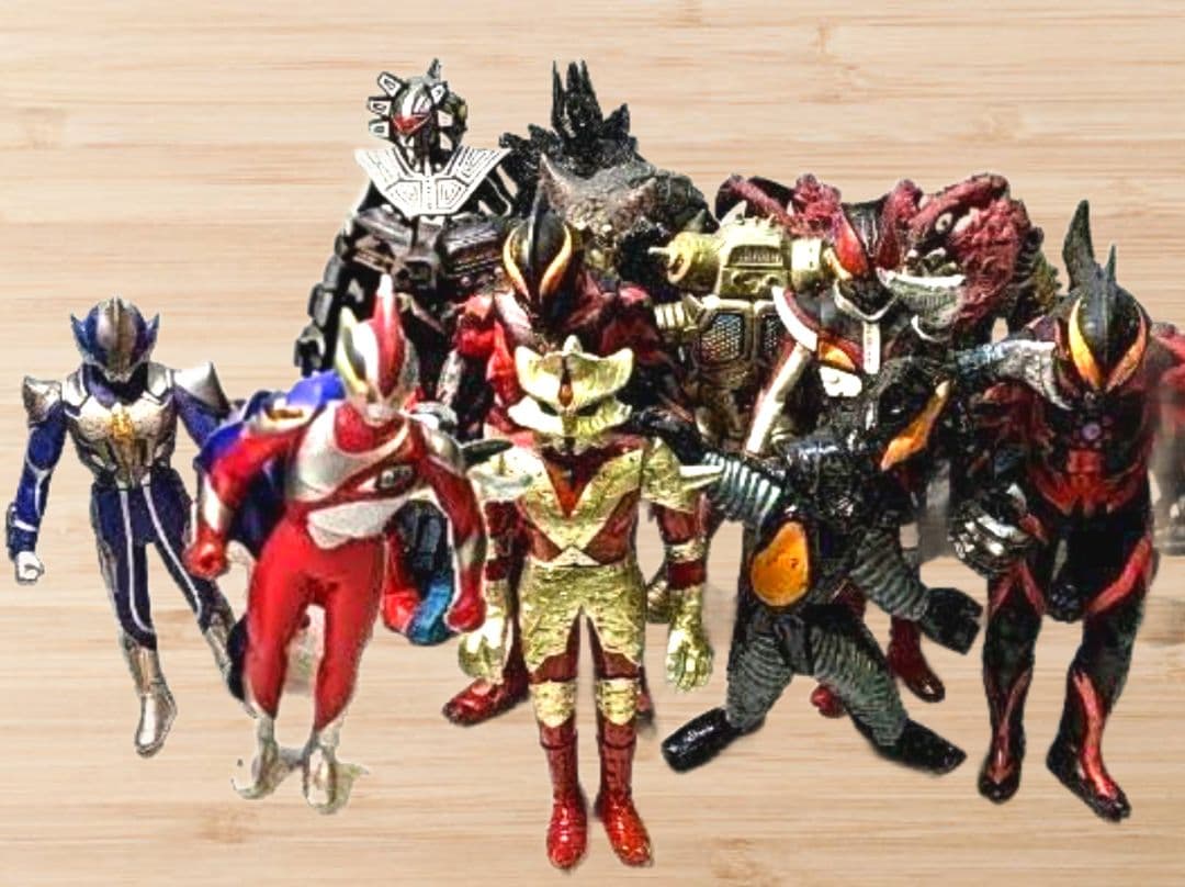 15体セット　ウルトラマン　ウルトラ怪獣　仮面ライダー　スーパー戦隊　ソフビ