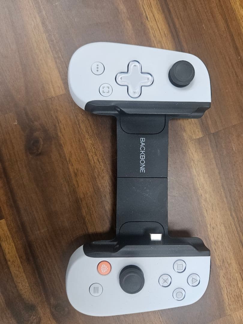 BACKBONE One モバイルゲームコントローラー USB C 動作確認済み