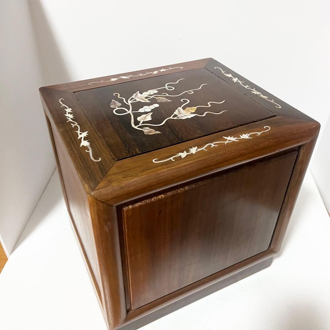 花梨 螺鈿家具 唐木 螺鈿細工 小引出し 3段 李朝 小型チェスト アンティーク