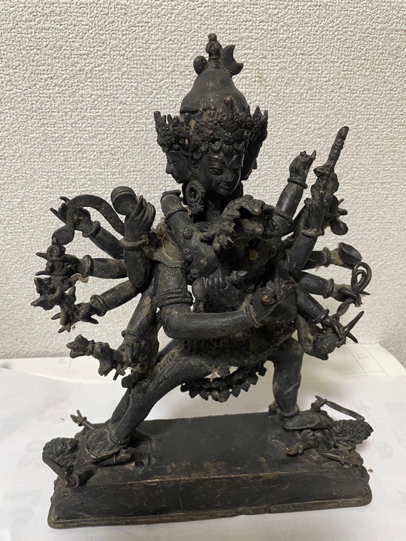 銅の仏像 置物 古銅　チベット仏 ブロンズ 古美術