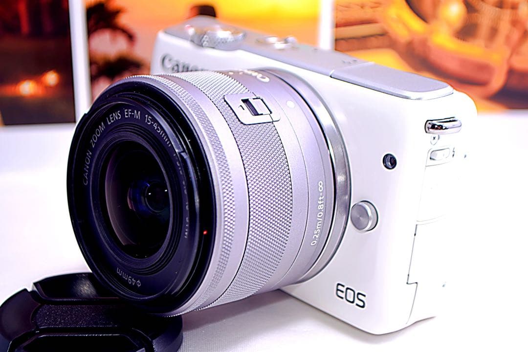 ❤️人気ホワイト❤️Wi-Fi &自撮り❤️Canon EOS M10