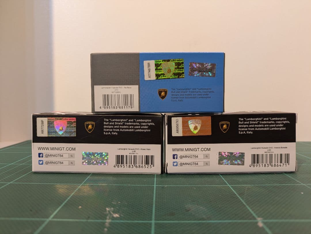 MINIGT ランボルギーニ ウラカン EVO セット 229 115 114