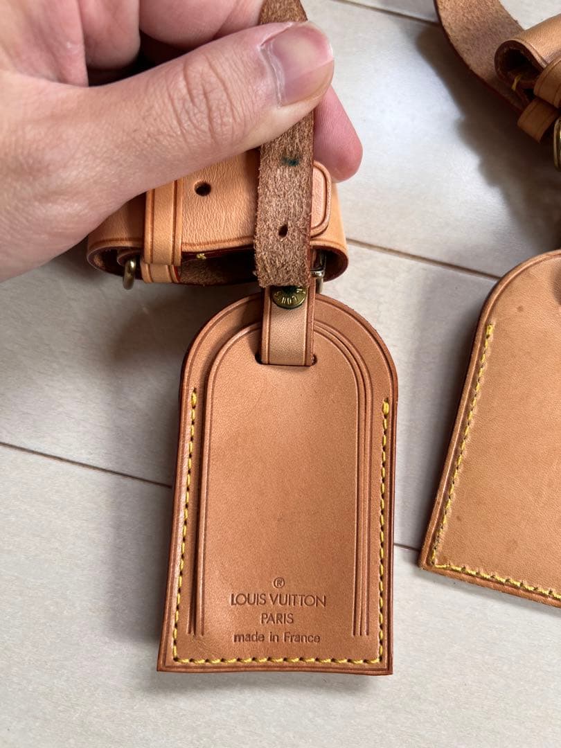 LOUIS VUITTON ヌメ革ネームタグ&ポワニエ　4点セット
