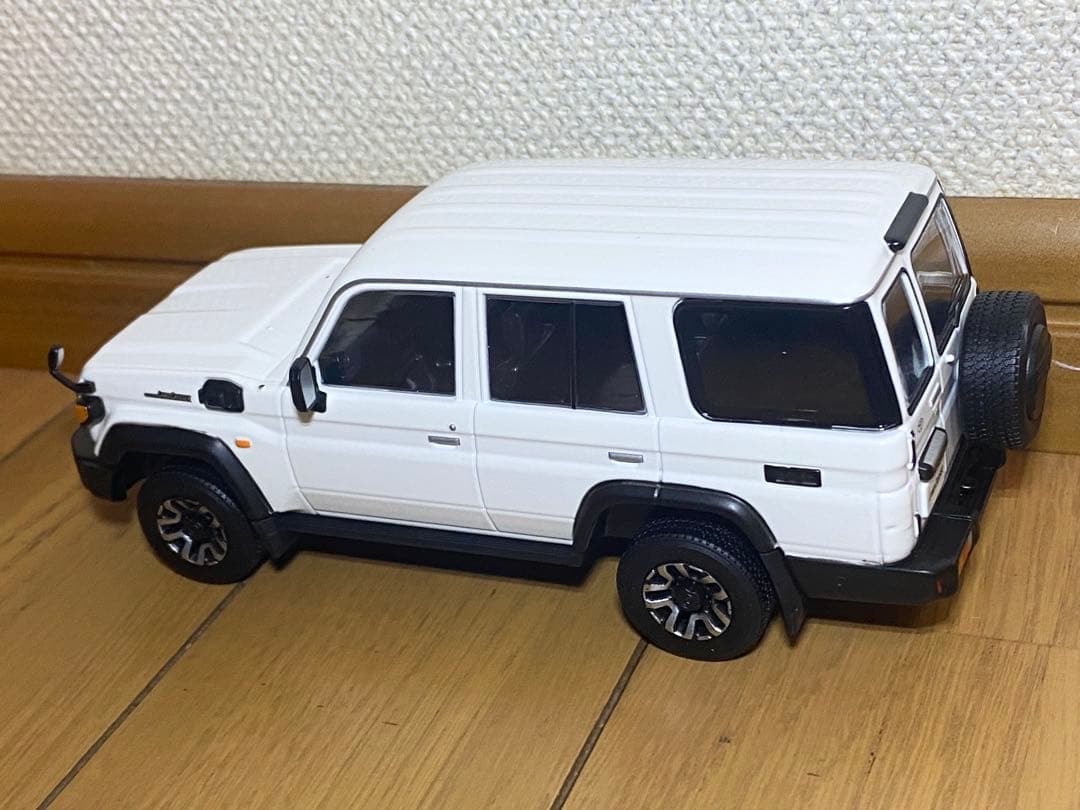 【送料込】再々販ランクル70 ミニカー