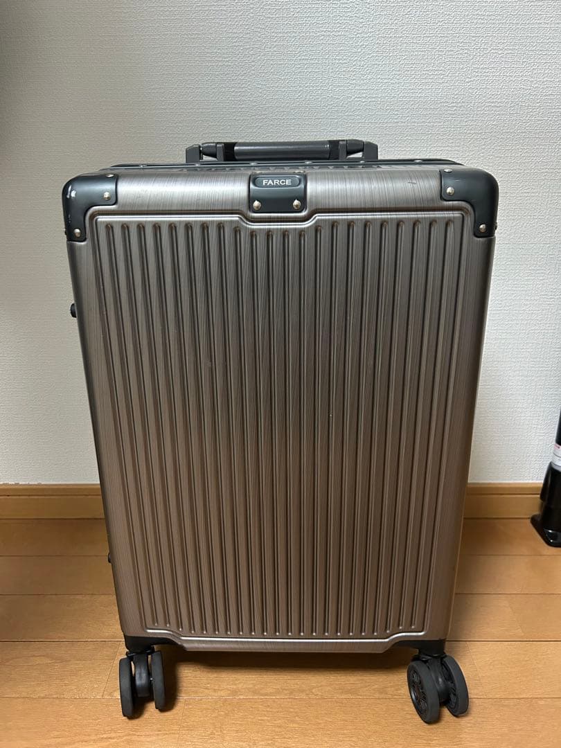farce　ファルス　キャリーケース　機内持ち込み　33L