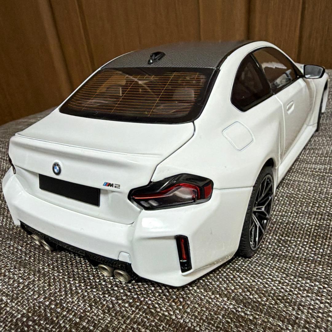 1/18 BMW M2 ダイキャスト