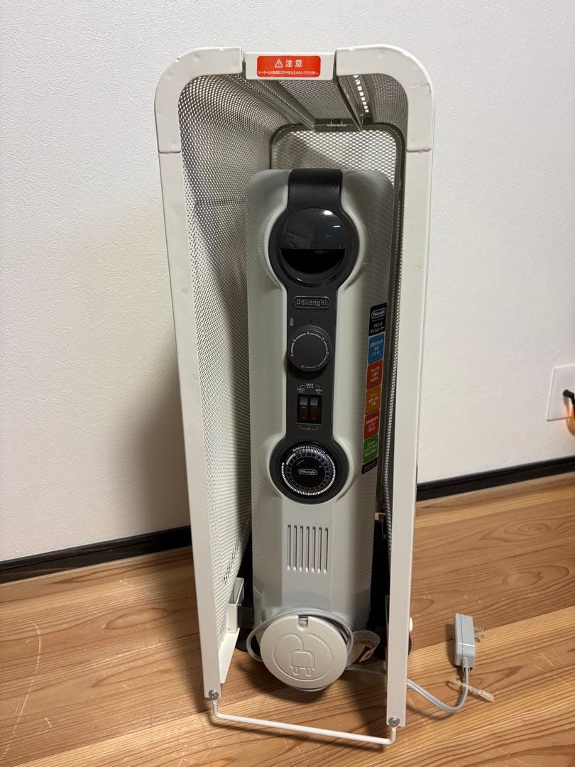 DeLonghi オイルヒーター（説明書）➕『安全カバー付き』数回使用のみ