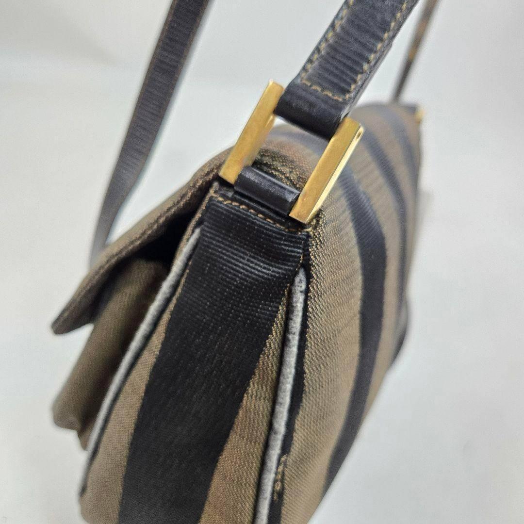 美品 FENDI ショルダーバッグ ペカン柄 キャンバス レザー