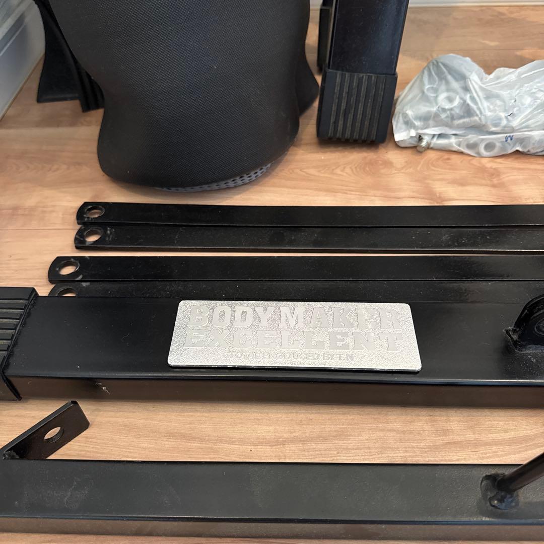 引き取り限定　BODYMAKER サンドバッグ チェーン付き　マット付き